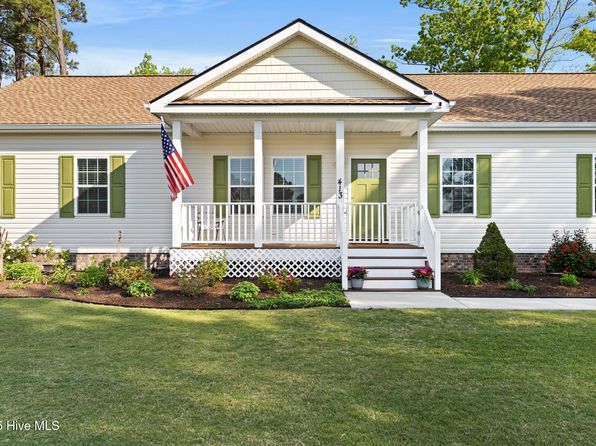 413 Knollwood Drive, Hampstead, NC 28443