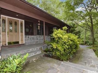 178 Lower Sheep Pasture Rd, East Setauket, NY 11733