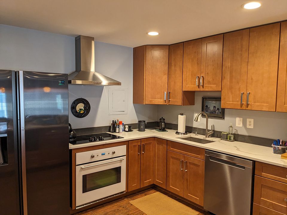 1st image of 1600 Prince St APT 105