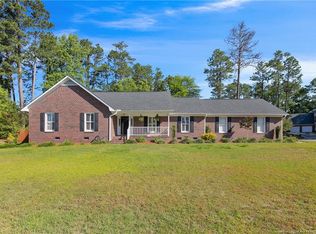 6494 Chamblee Dr, Fayetteville, NC 28306