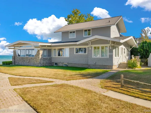 4488 Gratiot Ave, Port Huron, MI 48060