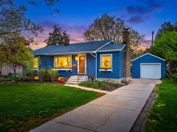 826 N Main St, Naperville, IL 60563