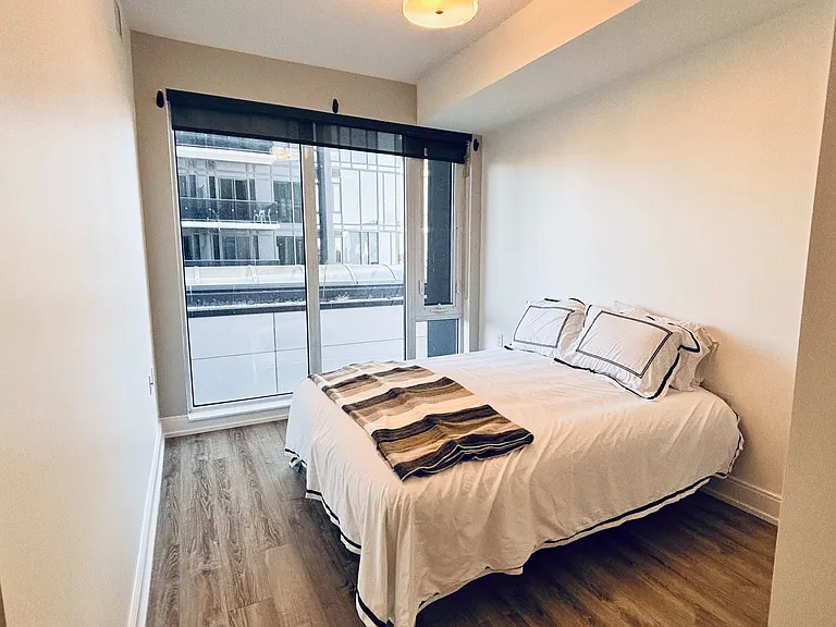 9600 Yonge St #318B — Photo 6