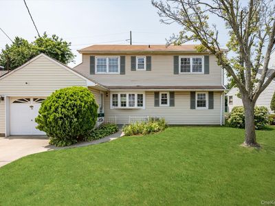 202 Gibson Boulevard, Valley Stream, NY, 11581