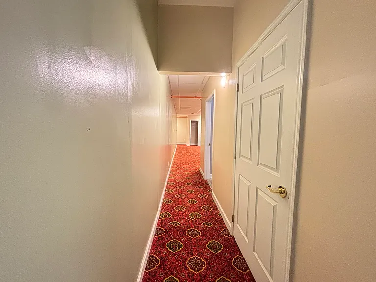512 Delaware #D — Photo 13