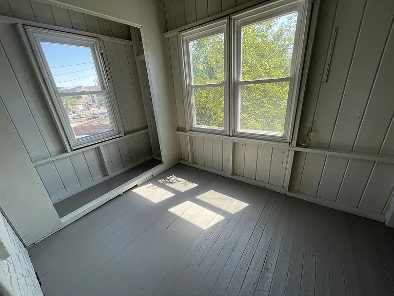 Enclosed porch