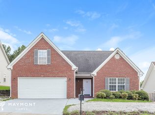 1509 Queen Elizabeth Dr, Locust Grove, GA 30248