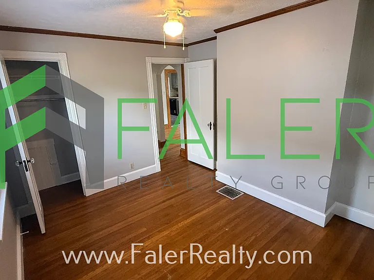 1718 John Glenn Rd — Photo 10