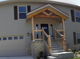 401 Highland Pointe, Manhattan, KS 66503