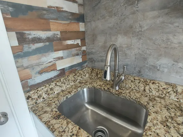 164 Main St APT 3, South Grafton, MA 01560
