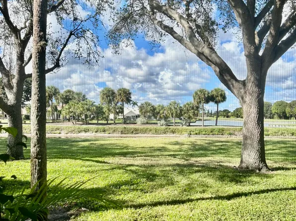 2900 SW 22nd Circle #221d, Delray Beach, FL 33445