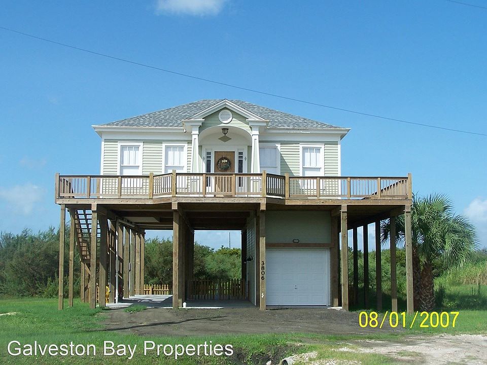 1st image of 3806 Las Palmas St