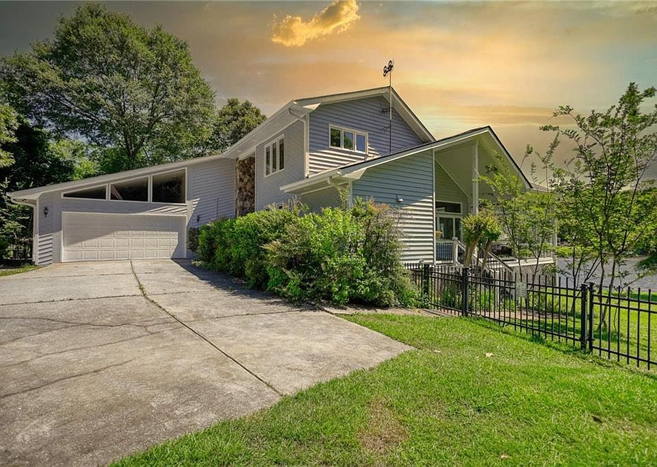 1st image of 3415 Hamrick Ct SE