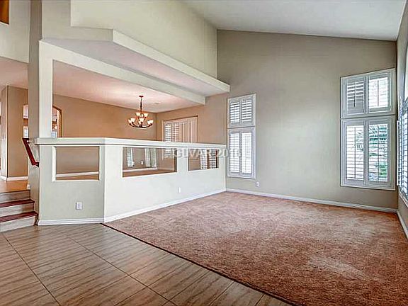 5th image of 8973 Hillsboro Creek Ct