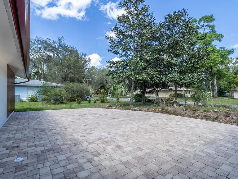 3426 NW 40th St — Photo 52