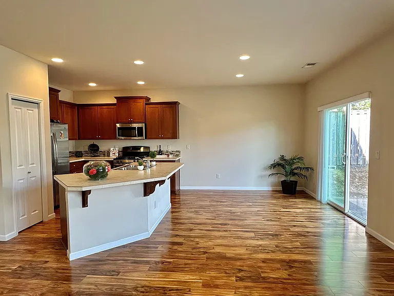 2671 Laura Vista Dr NW — Photo 20