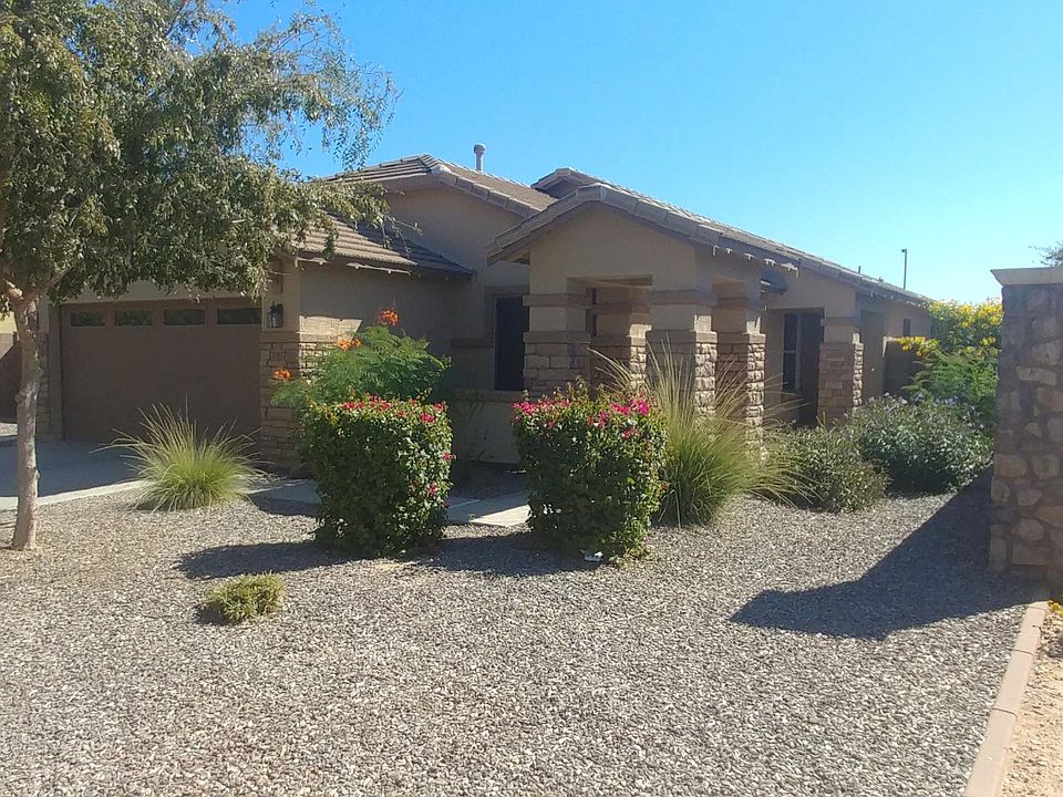 1st image of 2917 E Mead Dr