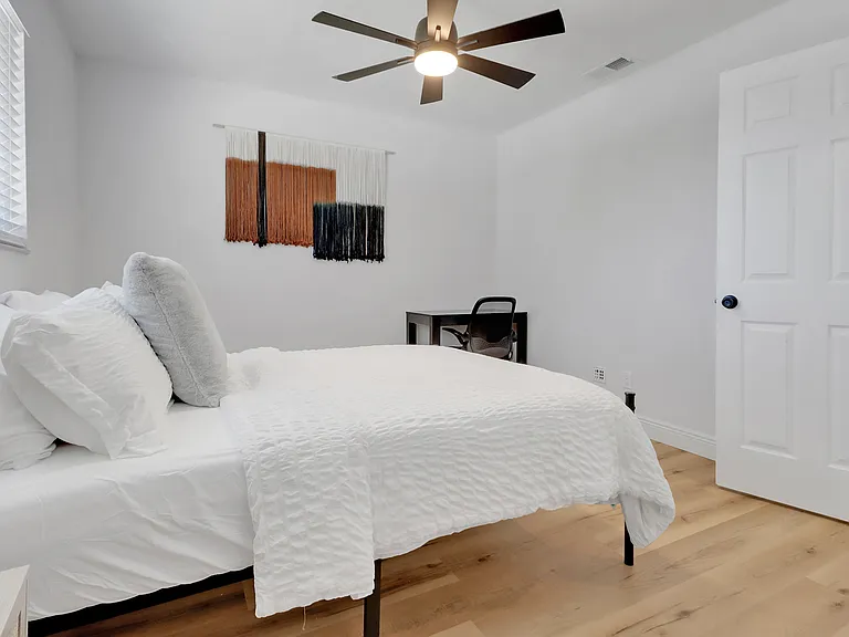 8173 Albatross Rd — Photo 3
