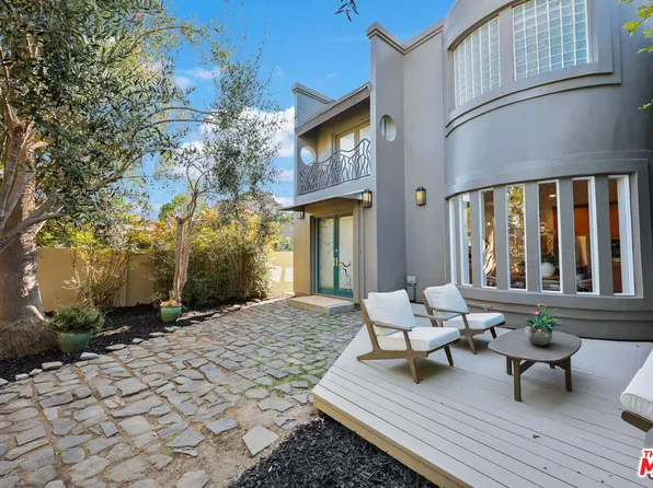 719 Nowita Pl, Venice, CA 90291