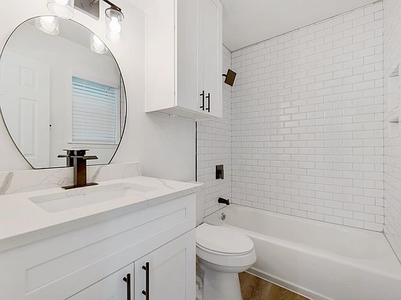 3rd image of 8312 Bowling Green Dr #1