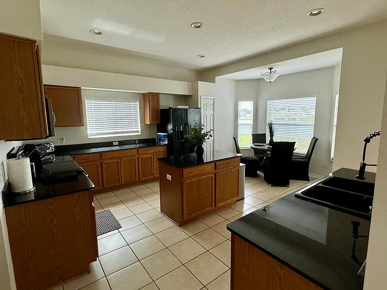 Lakeside Vista Dr — Photo 6