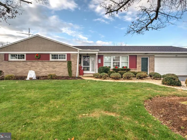 440 Ranck Rd, New Holland, PA 17557