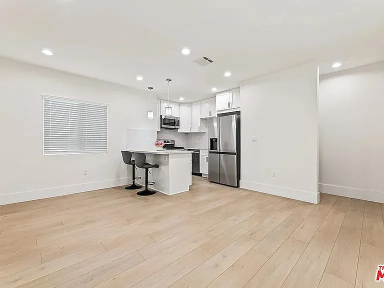 1 bed, 500 sqft, $2,250 — Photo 1
