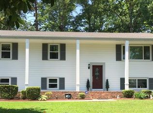 924 Ryder Rd, North Chesterfield, VA 23235