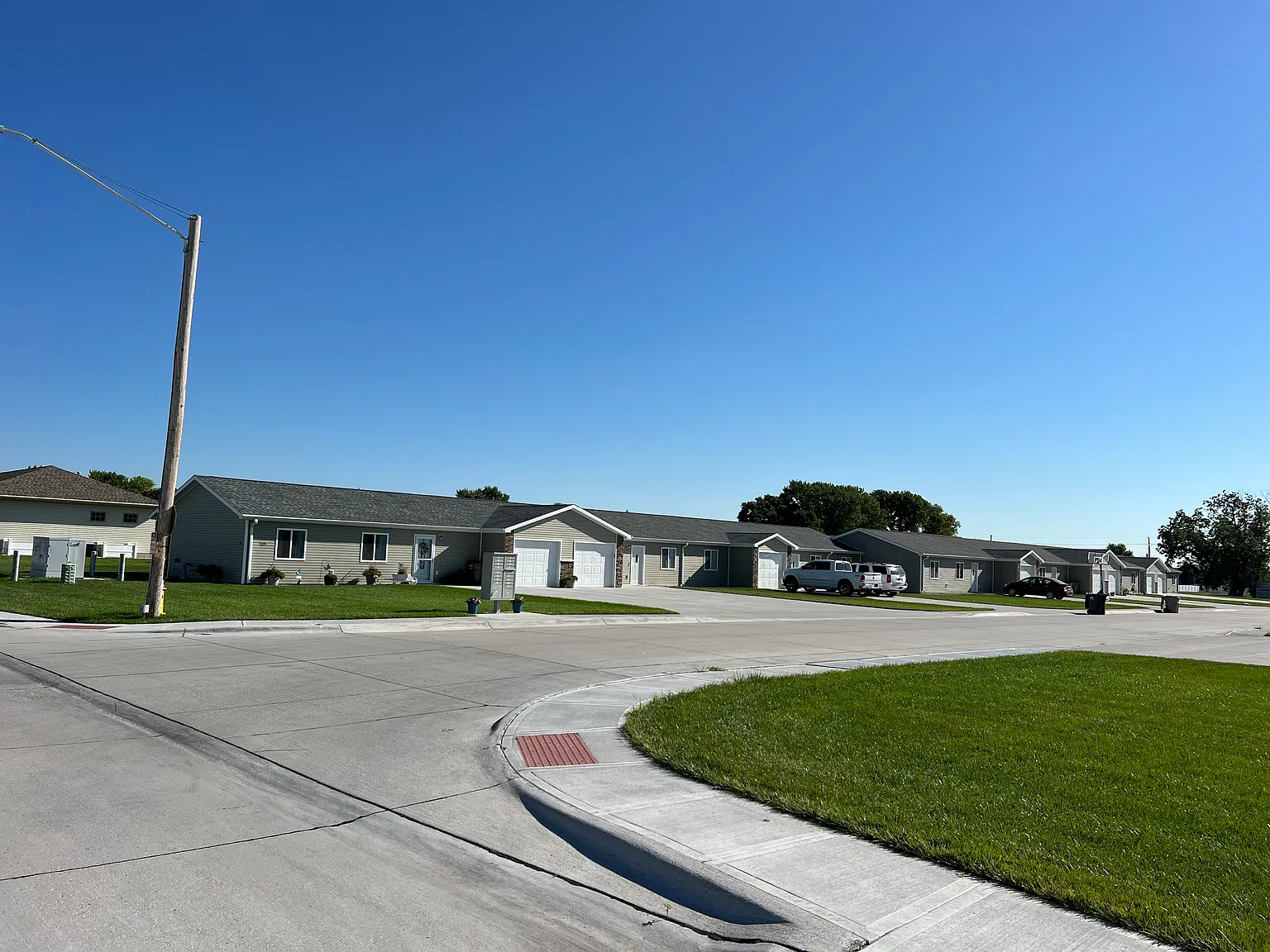 3 bed, 1120 sqft, $1,600 — Photo 1