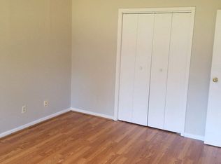 1420 S 15th St APT A, Springfield, IL 62703