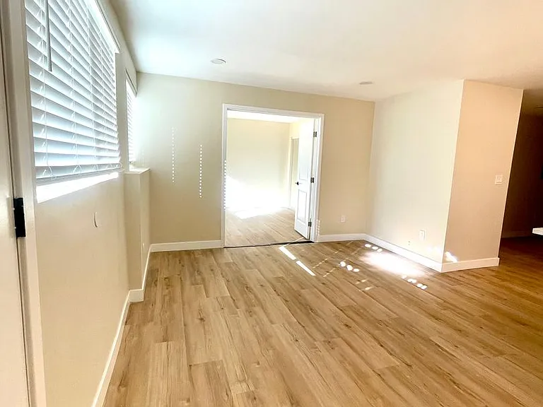 8862 Golf Dr — Photo 9