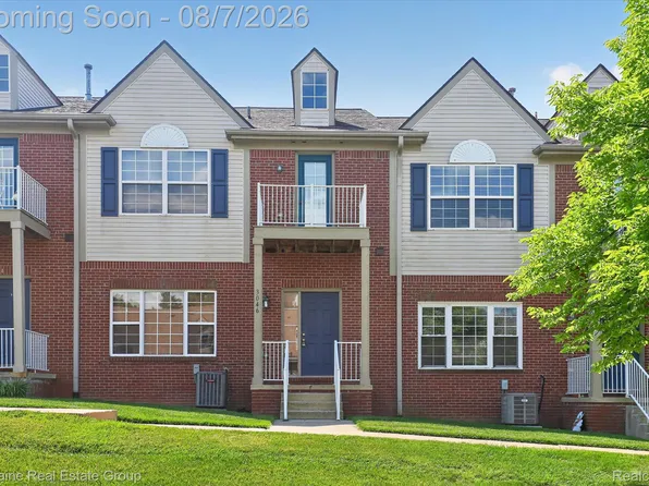 3046 Cloverly Ln, Ann Arbor, MI 48108