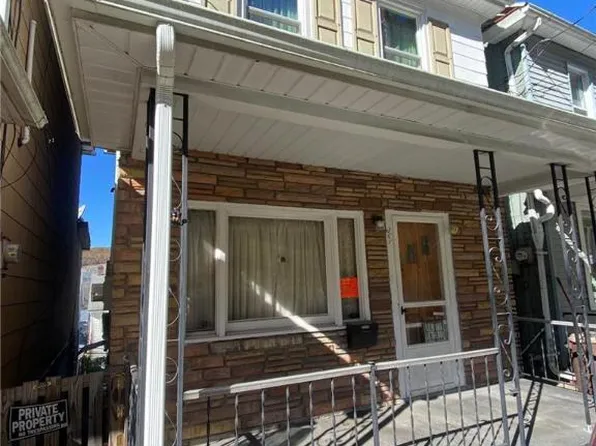 361 W Water St, Lansford, PA 18232