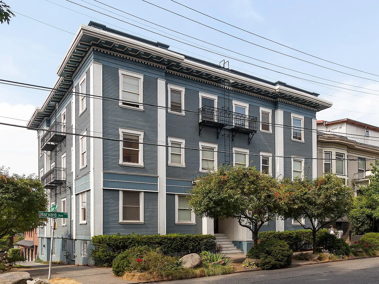 1703 Harvard Ave — Photo 1