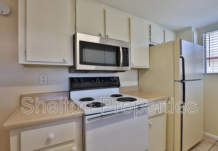 860 E Brown Rd #59 — Photo 7