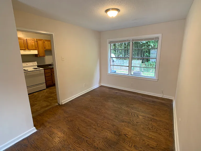 1691 Valley Ave — Photo 36