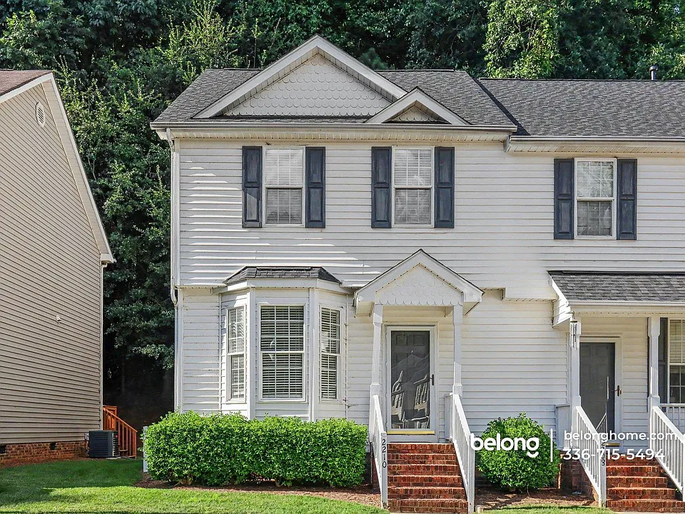 2210 Trailwood Valley Cir