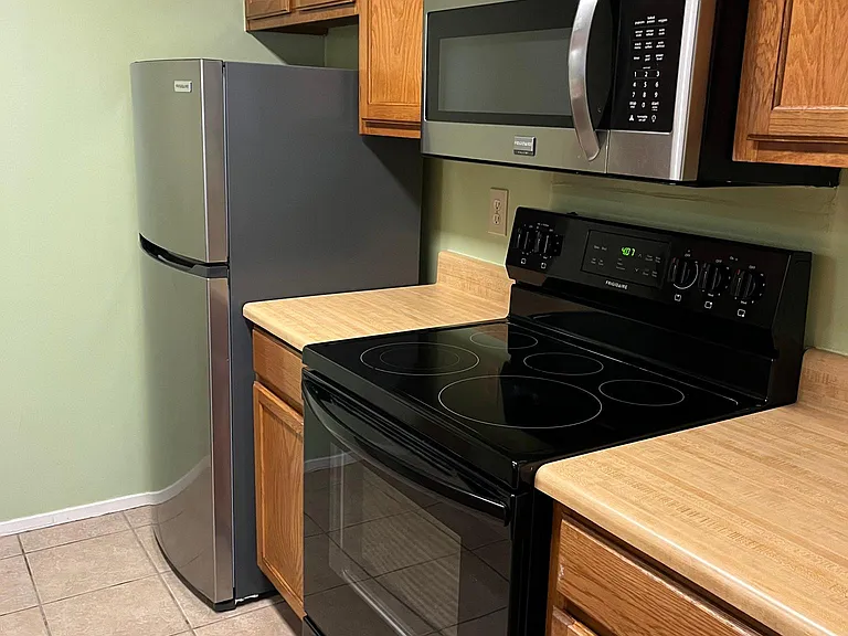 400 W South Town Dr #107 — Photo 31