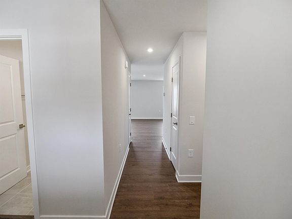 3rd image of 339 Josephine Dr