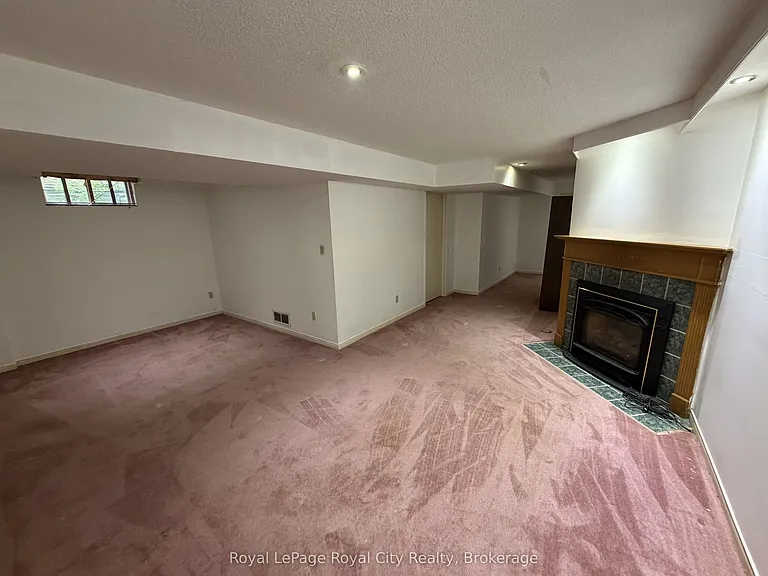 206 Rickson Ave — Photo 23