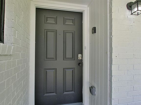 4th image of 11058 Vailview Dr