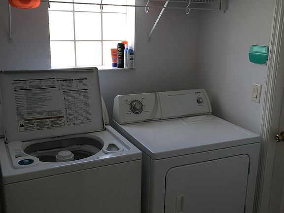Seperate Laundry-Mud Room