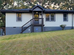 11 Oak Dr SW, Atlanta, GA 30354