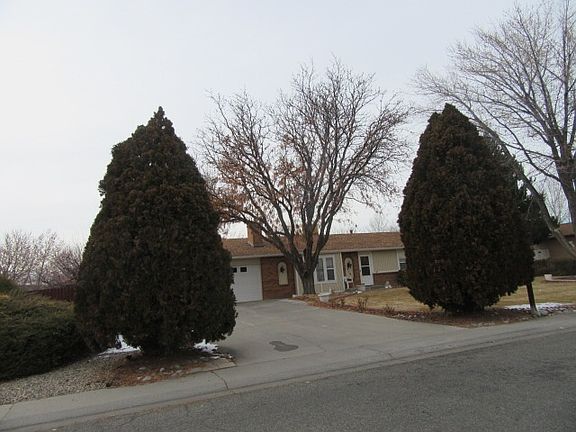 2nd image of 519 Grand Valley Dr