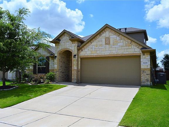2nd image of 12225 Ridgeback Dr