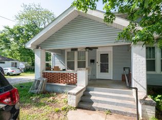 1643 E Cherry St, Springfield, MO 65802