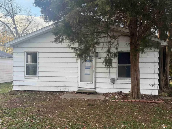 7955 Bonner Rd, Monroe, MI 48161