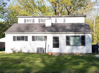 438 N 39th St, Belleville, IL 62226