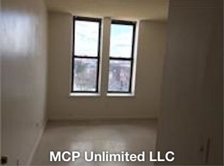 362 High St APT 4B, Holyoke, MA 01040