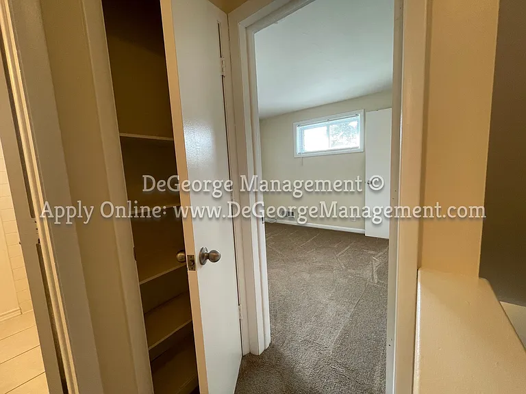 Bennington Townhomes — Photo 19